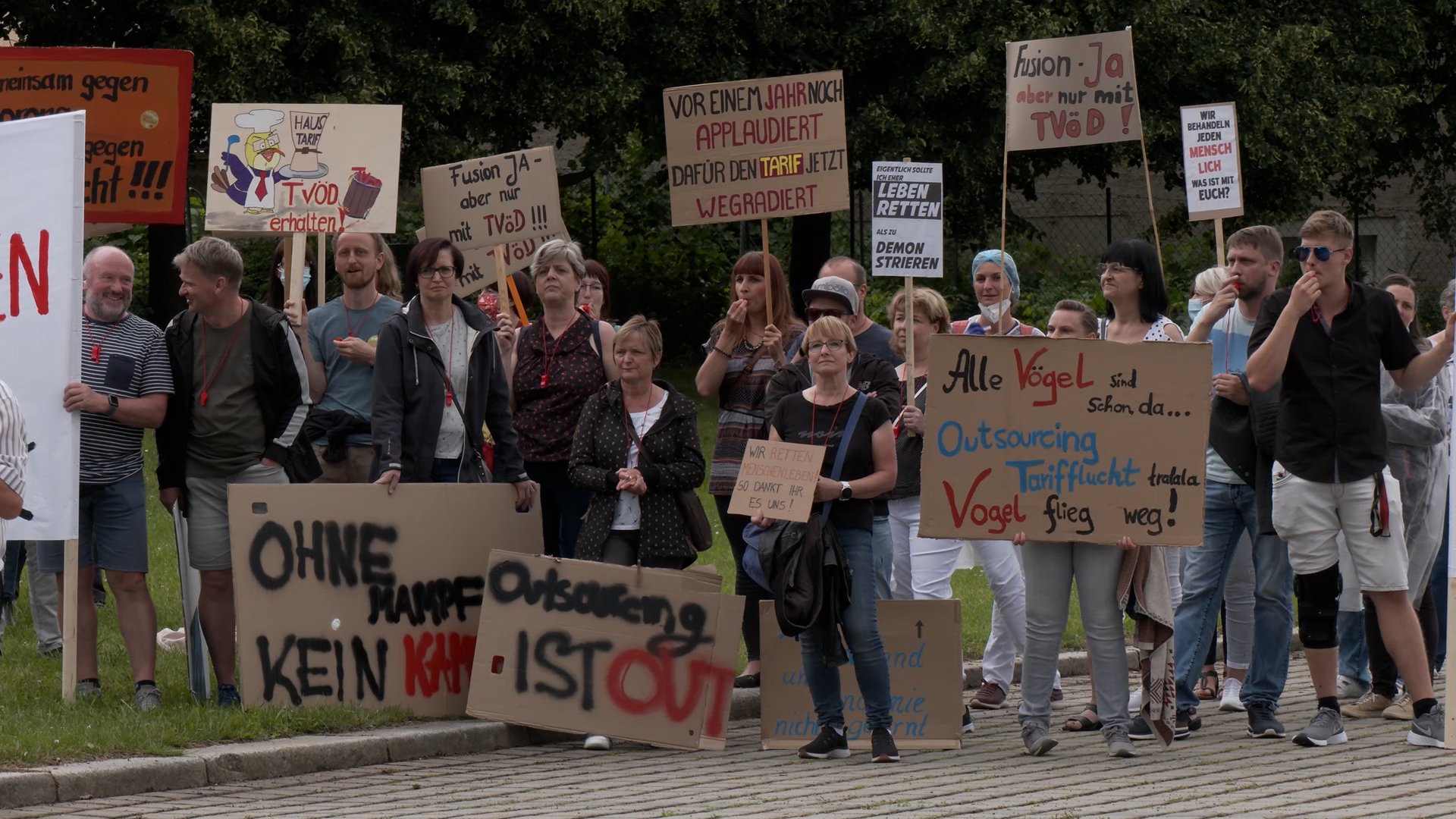 MEgional am 8. Juli 2021 mit Demo zur Krankenhausfusion der Häuser der Holding Erzgebirge MEgional am 8. Juli 2021 mit Demo zur Krankenhausfusion der Häuser der Holding Erzgebirge