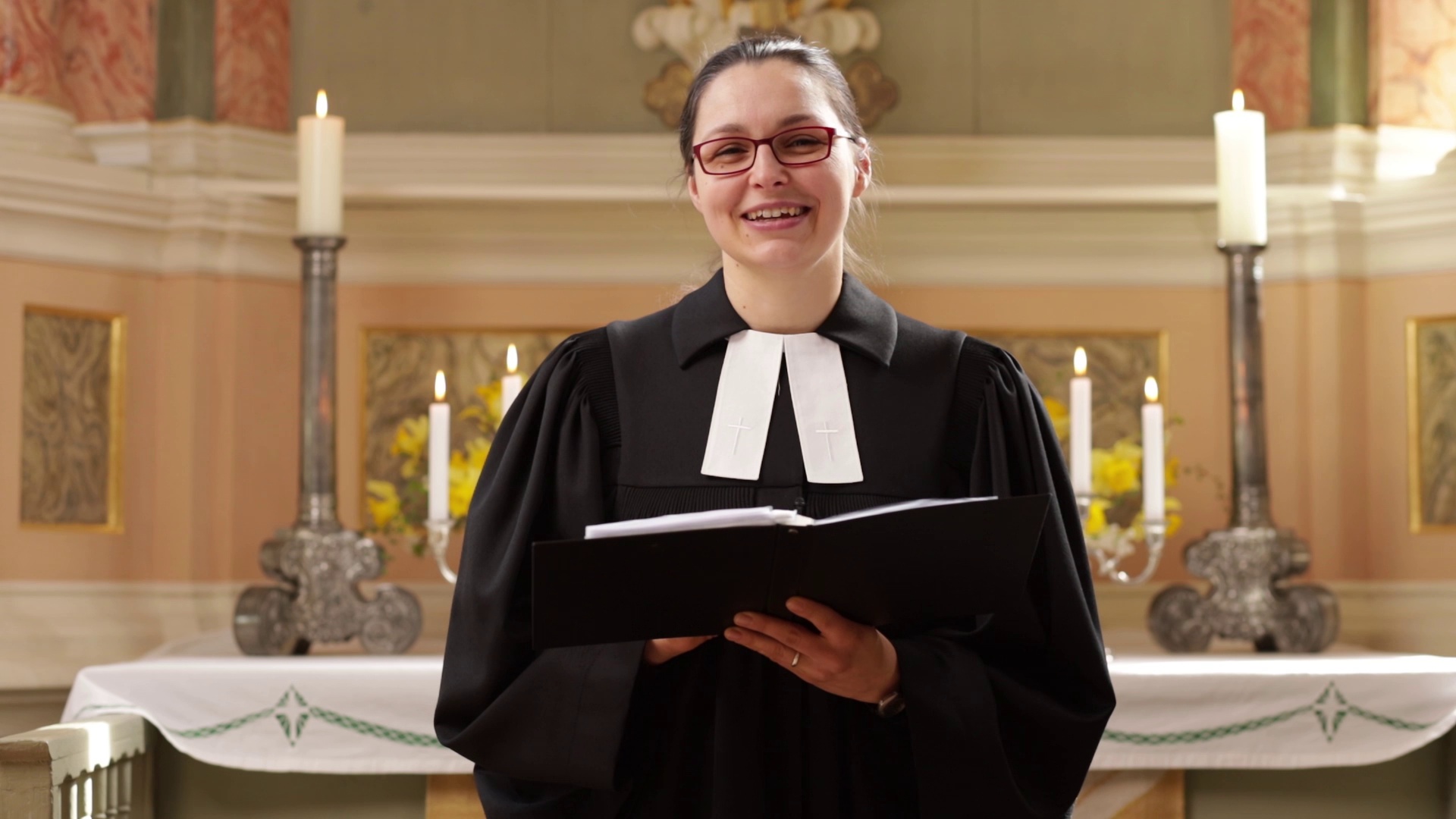 Der MEF Fernseh-Gottesdienst am 19. April 2020 mit Pfarrerin Claudia Matthes