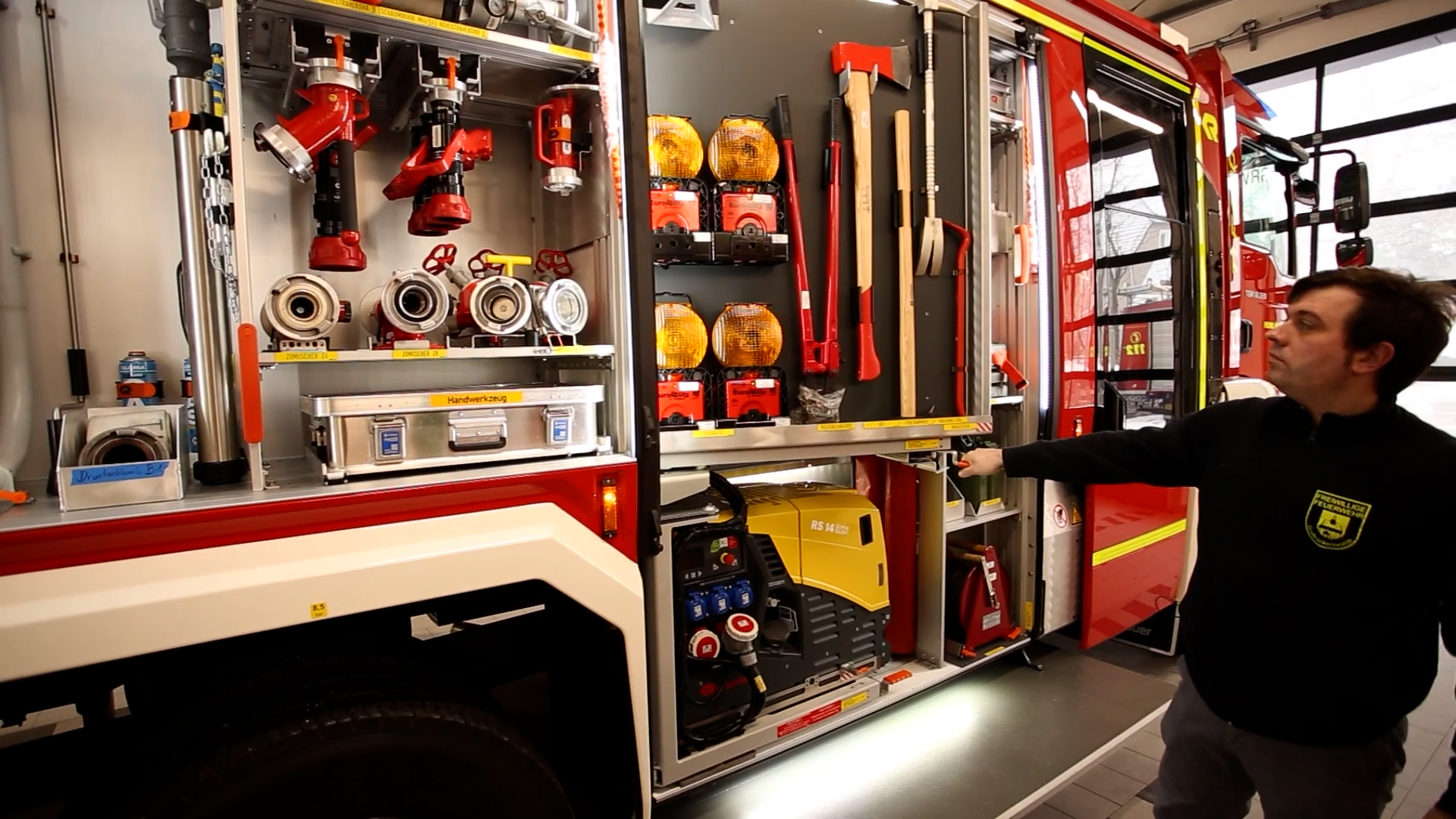 MEgional am 10. März mit dem neuen TLF4000 der Freiwilligen Feuerwehr Großrückerswalde