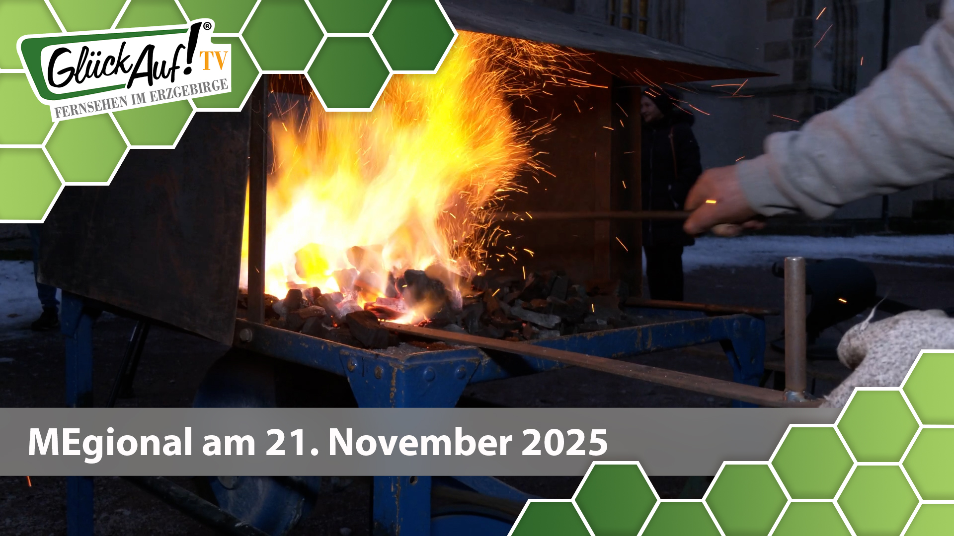 MEgional am 21. November mit dem Thema: Weihnachtsbaum aufgestellt in Zschopau